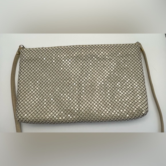 Whiting & Davis Creamy Crossbody Bag - Picture 3 of 7